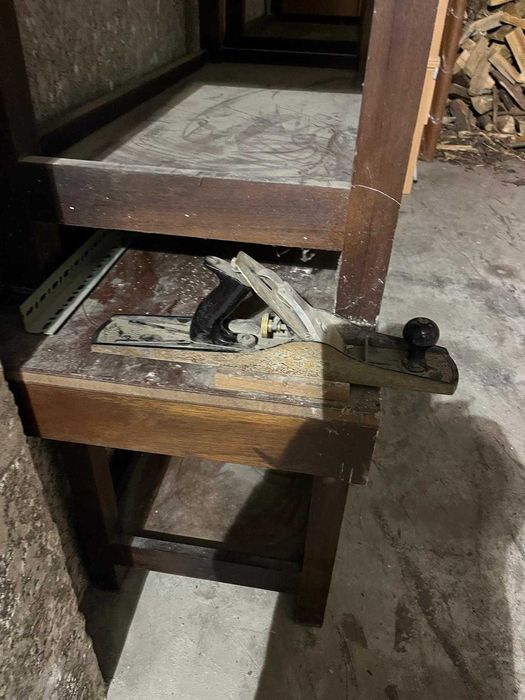 Pequenas ferramentas para trabalhar a madeira