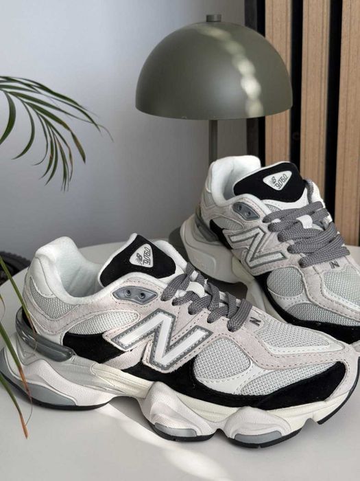 New Balance 9060 White Black