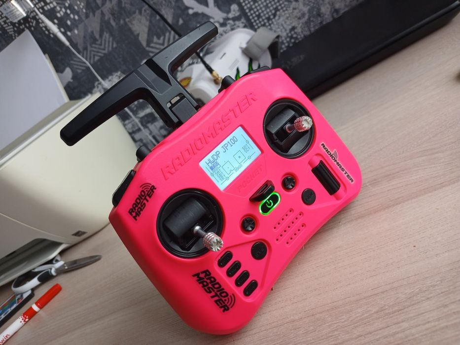 Radiomaster pocket crush elrs
