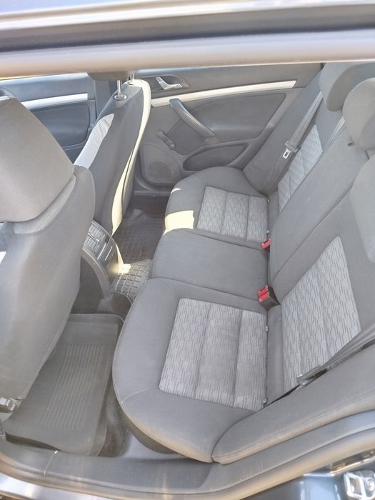 Skoda Octavia A5. 2011   1.6tdi