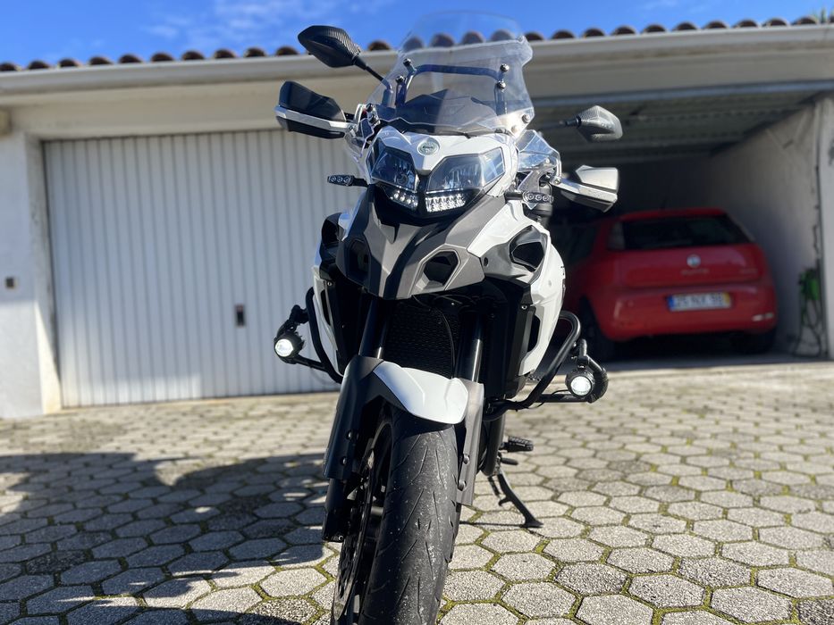 Benelli TRK 502 - Bem Estimada!