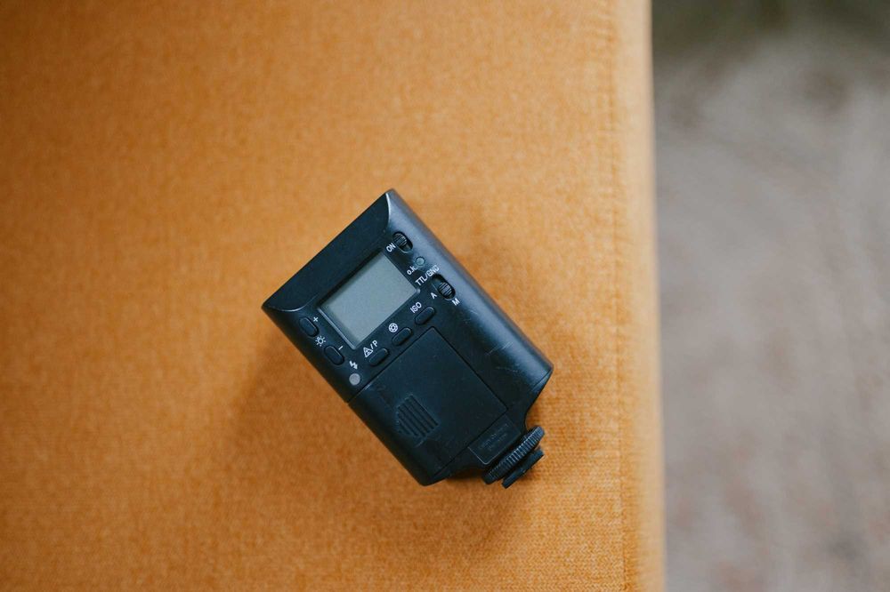 Flash Leica SF 24D com difusor 24/28