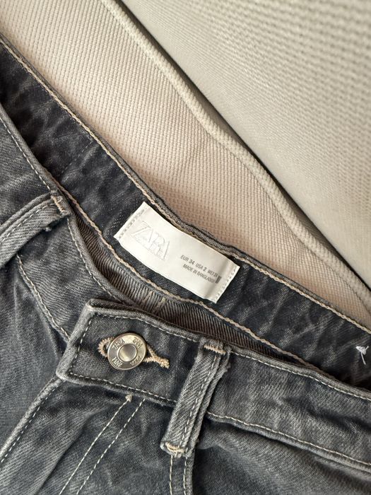 Сірі джинси zara (34 розмір)