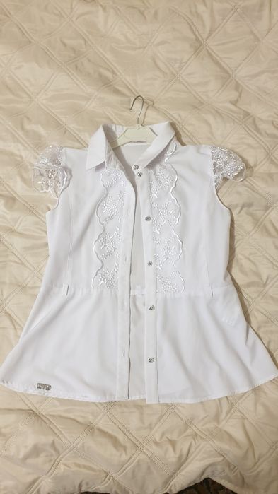 Блузка женская..