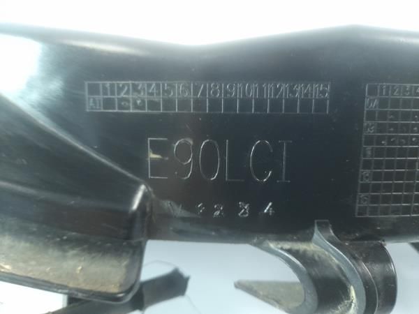 Plástico genérico BMW 3 (E90)