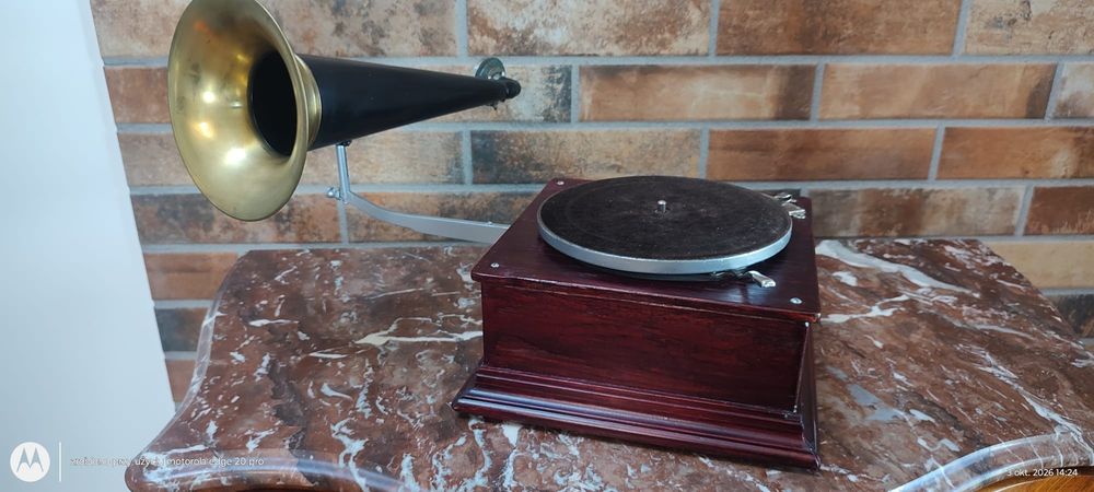Antyk Gramofon z tubą plus płyty