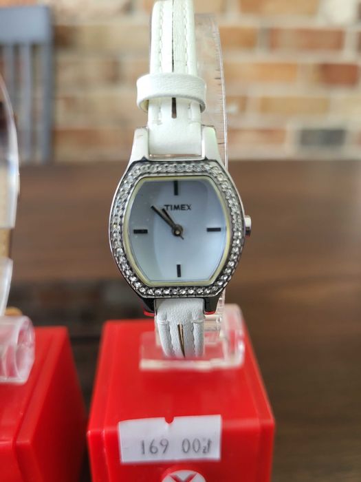 Zegarki na pasku firmy TIMEX