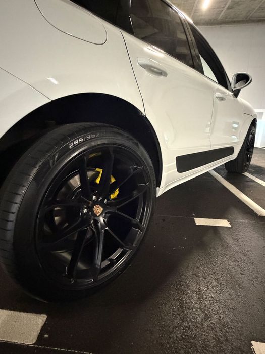 Porsche Macan S