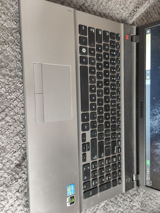 Laptop Samsung 17cali i7 SSD 256gb GeForce 2gb 16 ram