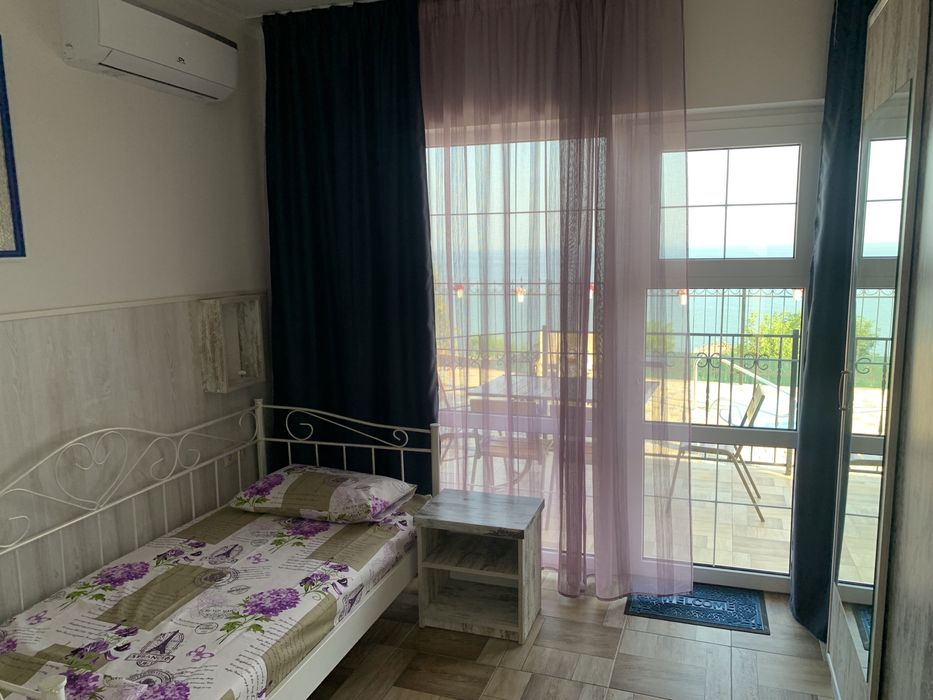 Жилье .Аппартаменты (берег моря) Черноморское ( Чабанка) Одесская обл