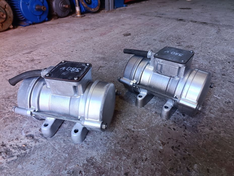 Вібродвигун ИВ-99 на 380 Вольт.