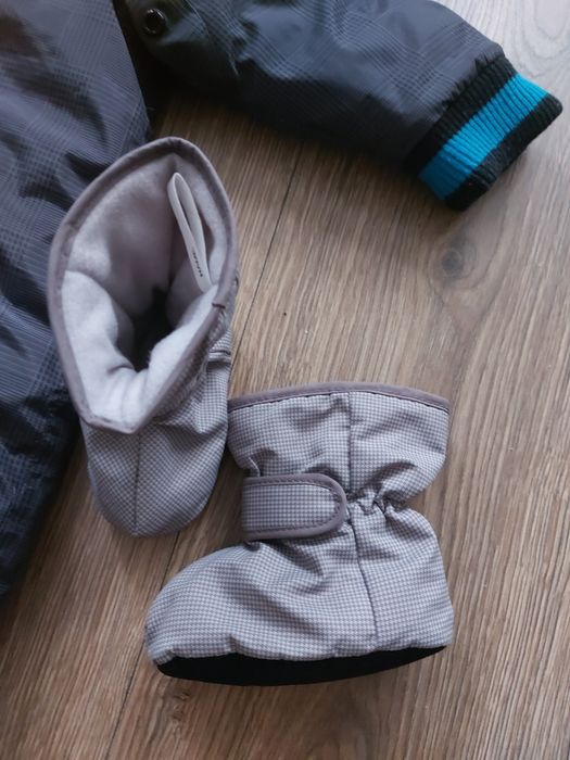 Kombinezon zimowy 74/80 MOLO czapka H&M i buty