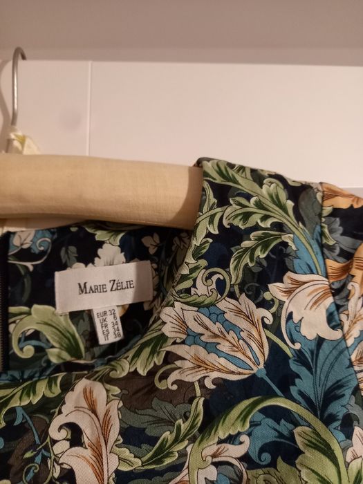 Sukienka Marie Zelie w rozmiarze 32 XXS.