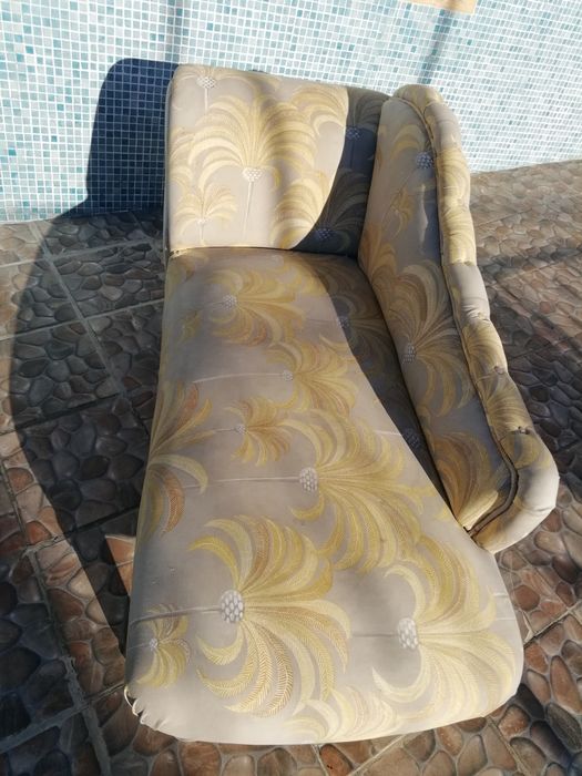 Sofá Chaise Longue Antigo Bonito