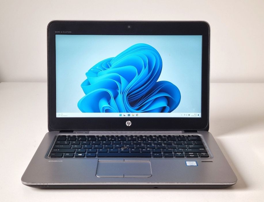 Laptop HP 820 G4 i5 512 GB M.2 16 RAM FullHD Windows 11 pro