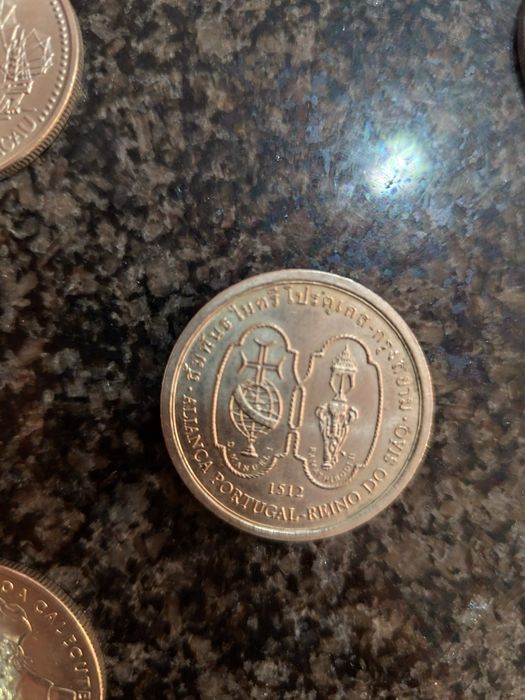 Moedas antigas escudos