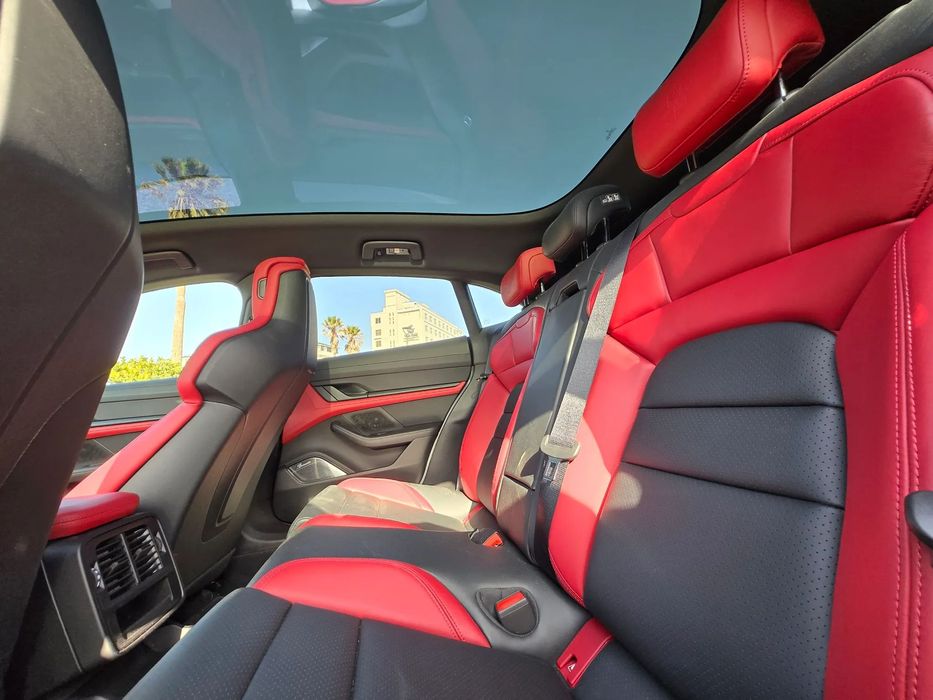 Porsche Taycan Sport Turismo 4S