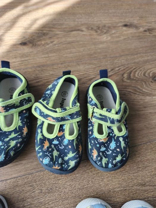 Buciki rozmiary 22 i 23