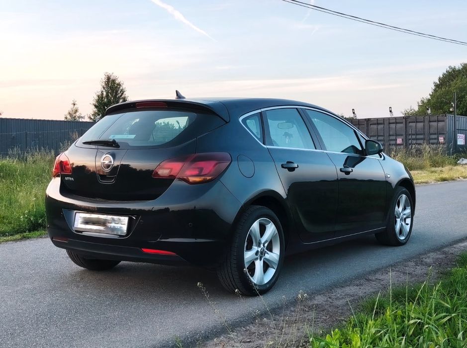 Opel Astra J 1.4 benzyna 100KM Sport*SalonPolska*Klimatronic*Alufelgi