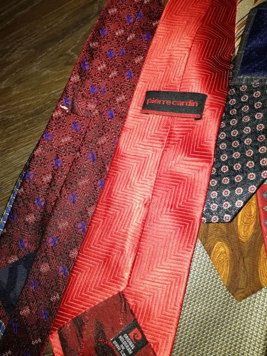 Галстуки Versace, Pierre Cardin, BOSS, Salvatore Ferragamo, Vuldi
