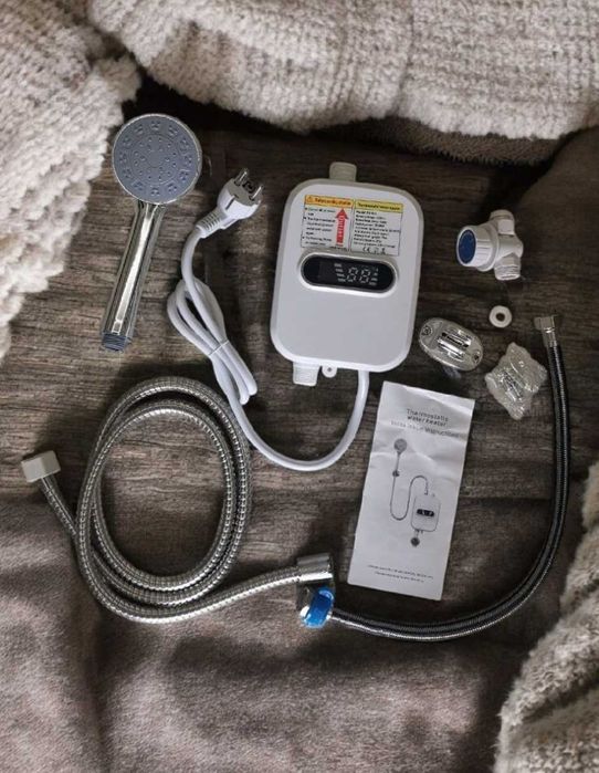 Нагрівач для душу з екраном проточник нагрівач води у ванну