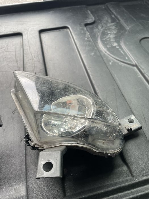 Farois de nevoeiro bmw e90 lci