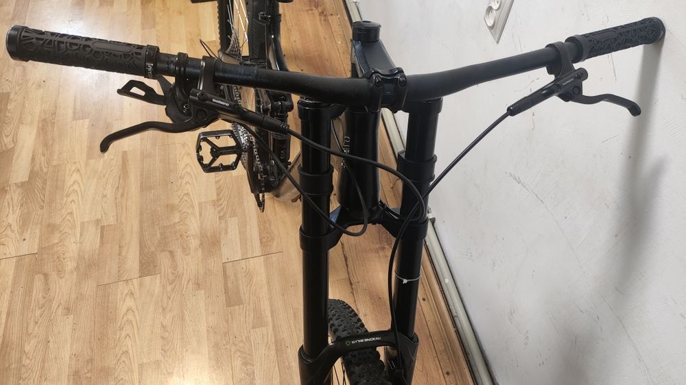 Продам двопідвіс