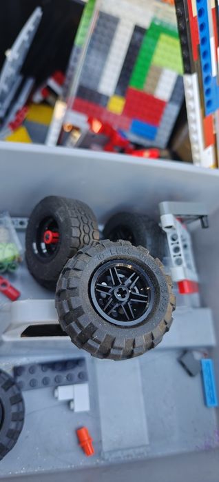 LEGO i Cobi klocki - różnego rodzaju i formatu. Całe pudło! Stan b.dob