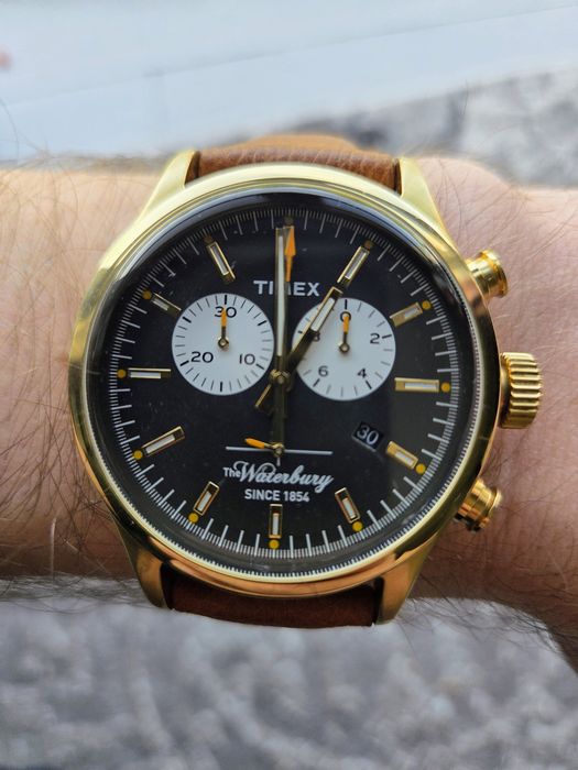 Timex Waterbury TW2P75300 chronograf