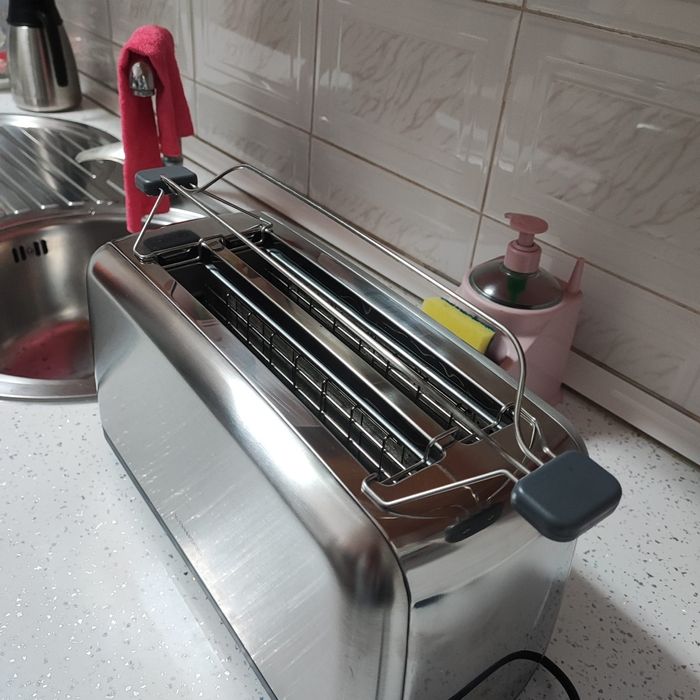 Torradeira kenwood TTM470