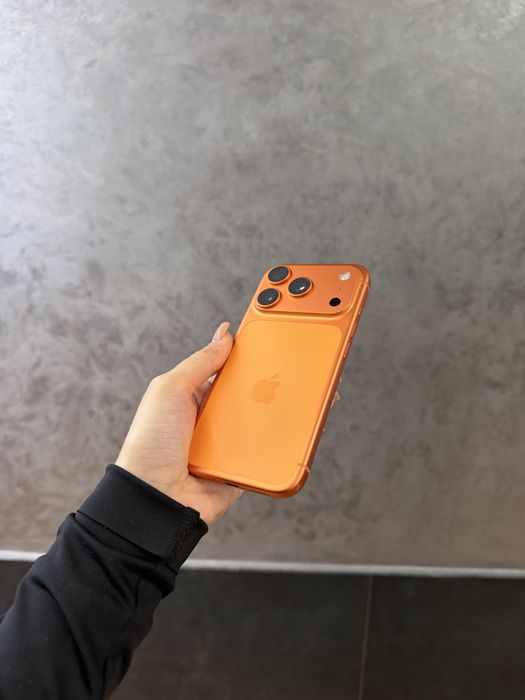Used IPHONE 17 Pro 256 Cosmic Orange Neverlock Дорошенка,28 IGrand