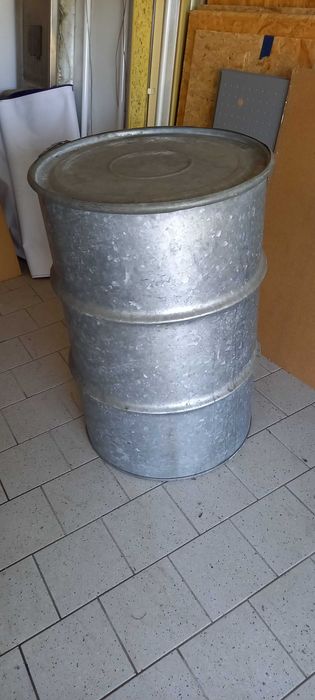 Beczka stalowa ocynkowana 200 litrów do transportu miodu