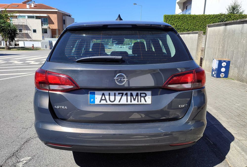 Opel Astra Sports Tourer 1.6 CDTI Innovation - FULL EXTRAS - LICITE!