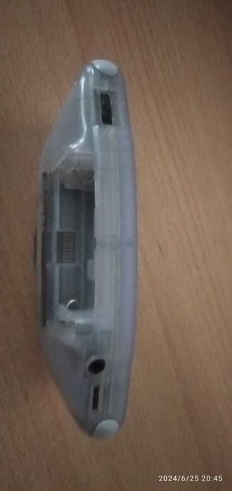 Gameboy Advance + 1 jogo Mario Kart super circuit