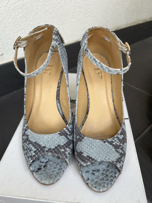 Sandália/ Escarpin L37 em pele