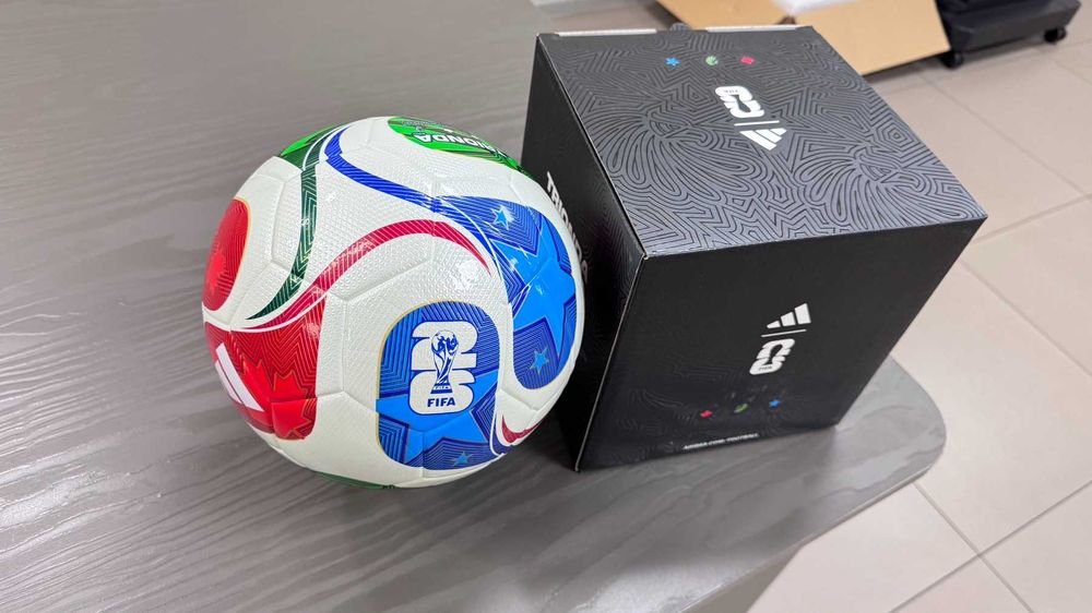 Мяч футбольний  Adidas Trionda World Cup 2026 адідас тріонда ЧС2026  з подвійним ламінуванням розмір 5 в подарунковій коробці