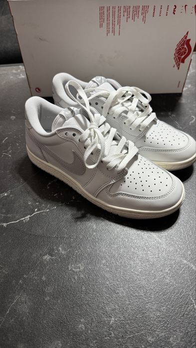 Nike Air Jordan 1 Low 85 „Neutral Grey” rozmiar 40, wkładka 25 cm.