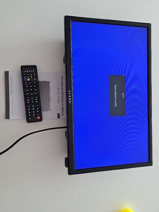 TV KIANO Slim 19 ''  240 volt  ,  12 volt