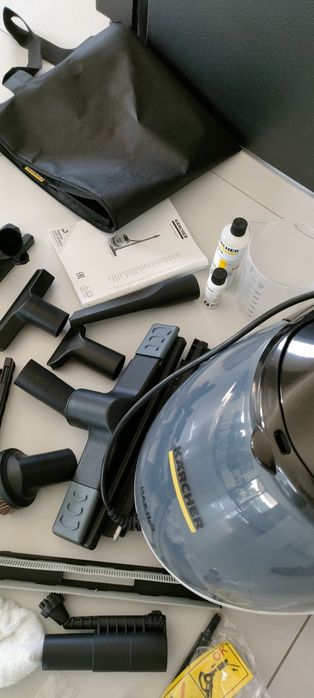 Odkurzacz parowy Karcher SV 7