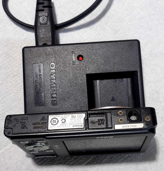 Фотоаппарат Nikon Coolpix,S200., статуэт, sharp,рабочий