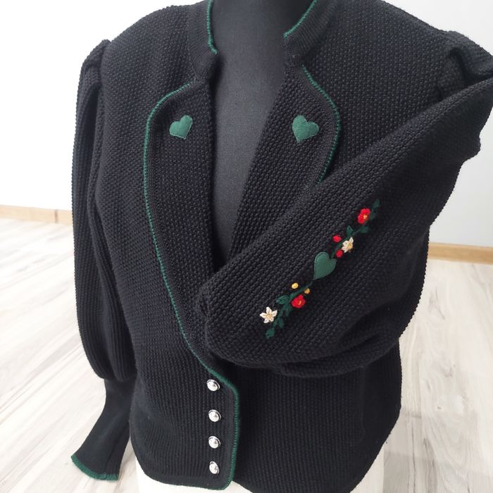 Wyjątkowy wełniany sweter vintage