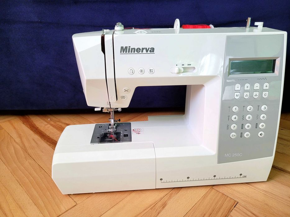 Maszyna do szycia MINERVA MC250C