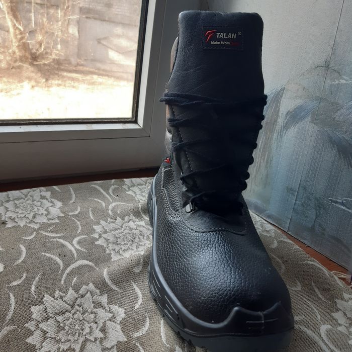 Берцы для инвалида на правую ногу