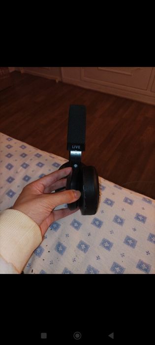 Auscultadores JBL LIVE500BT