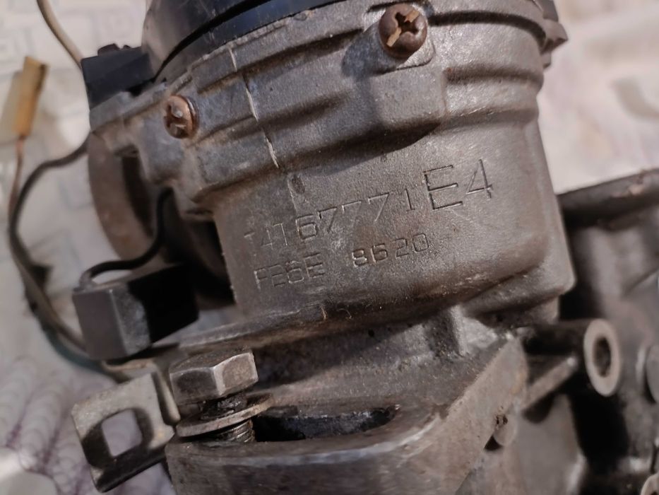 Трамблер Т4Т67771 Fe6e Mazda 626 GC 1.6 2.0 gd комутатор з трамблером