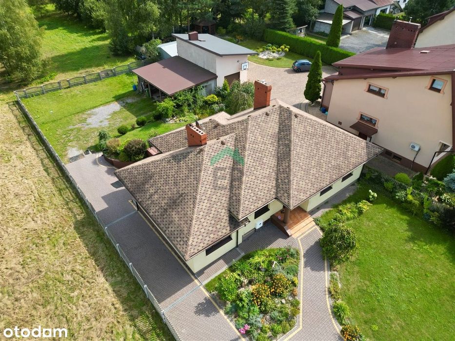 Dom parterowy poza miastem na sprzedaż