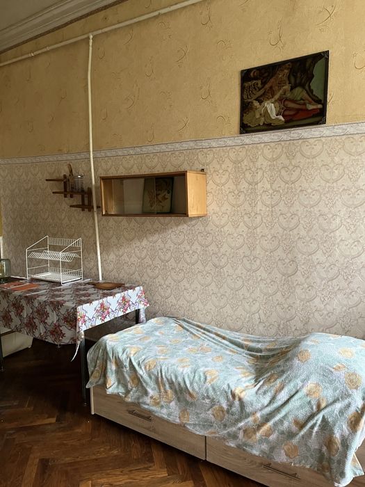 Сдам свою комнату в коммуне в центре города