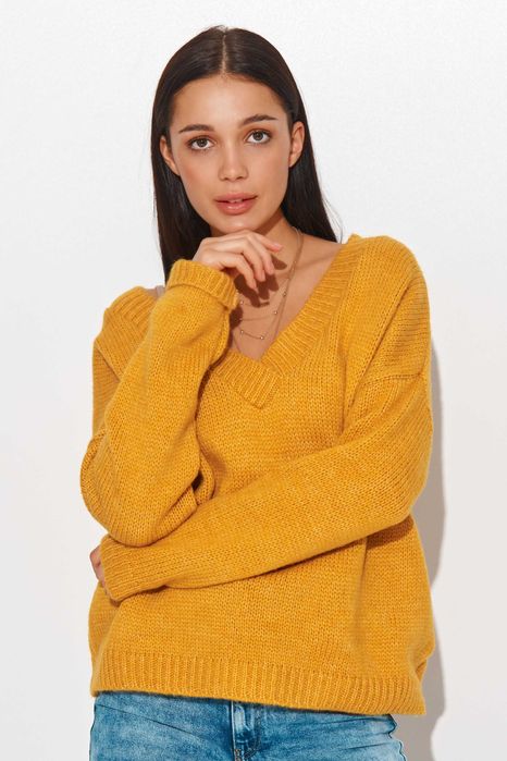 Żółty prosty sweterek z głębokim dekoltem w szpic NOWY