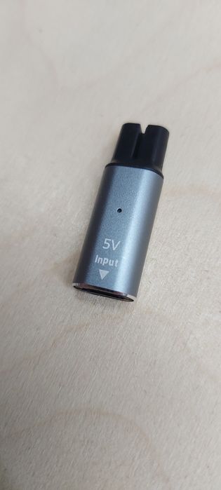 Adpter przejściówka ładowarka USB Philips  One Blade trymer 
One Blade