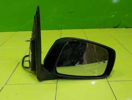 Дзеркало праве і ліве Nissan Navara 2004-2010 року